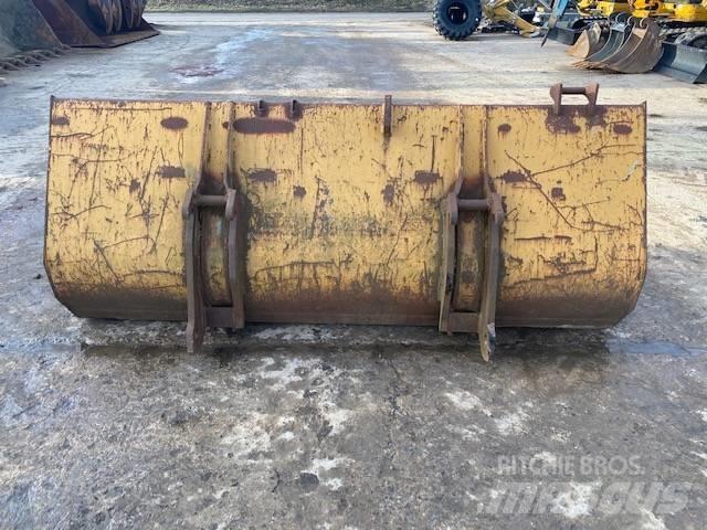 CASE 580 Skuffer