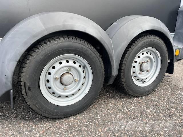Ifor Williams HB403 Dyretransport semi-trailer