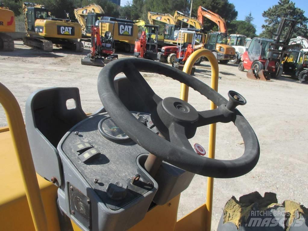 CAT CB 214 E Tandem Valser