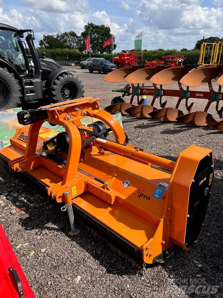 TEAGLE X Pro 300 Slåmaskiner