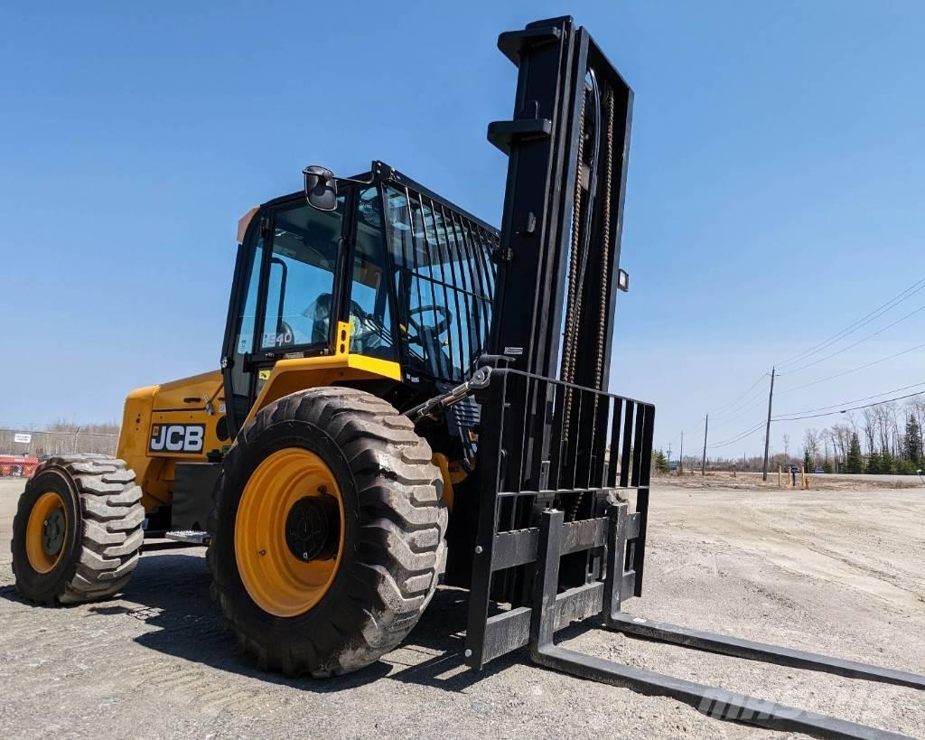 JCB 940 RTFL Terrenggående gaffeltruck