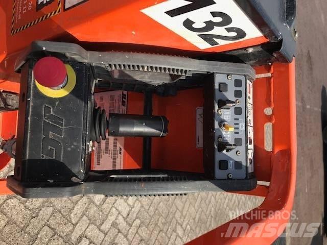 JLG 1230 ES Sakselifter