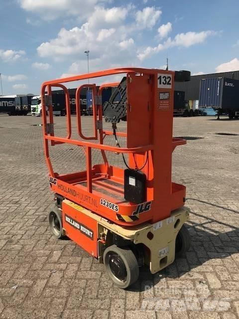 JLG 1230 ES Sakselifter