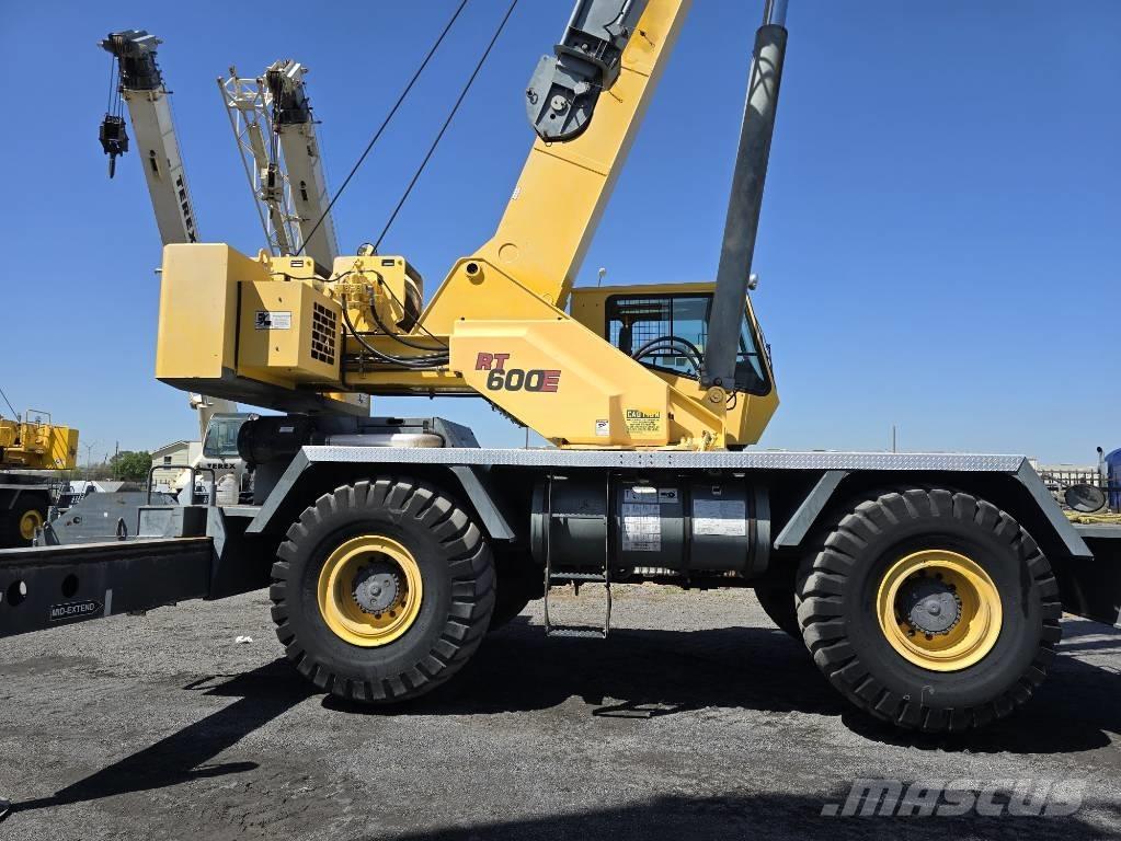 Grove RT 600 E Røff terreng kraner