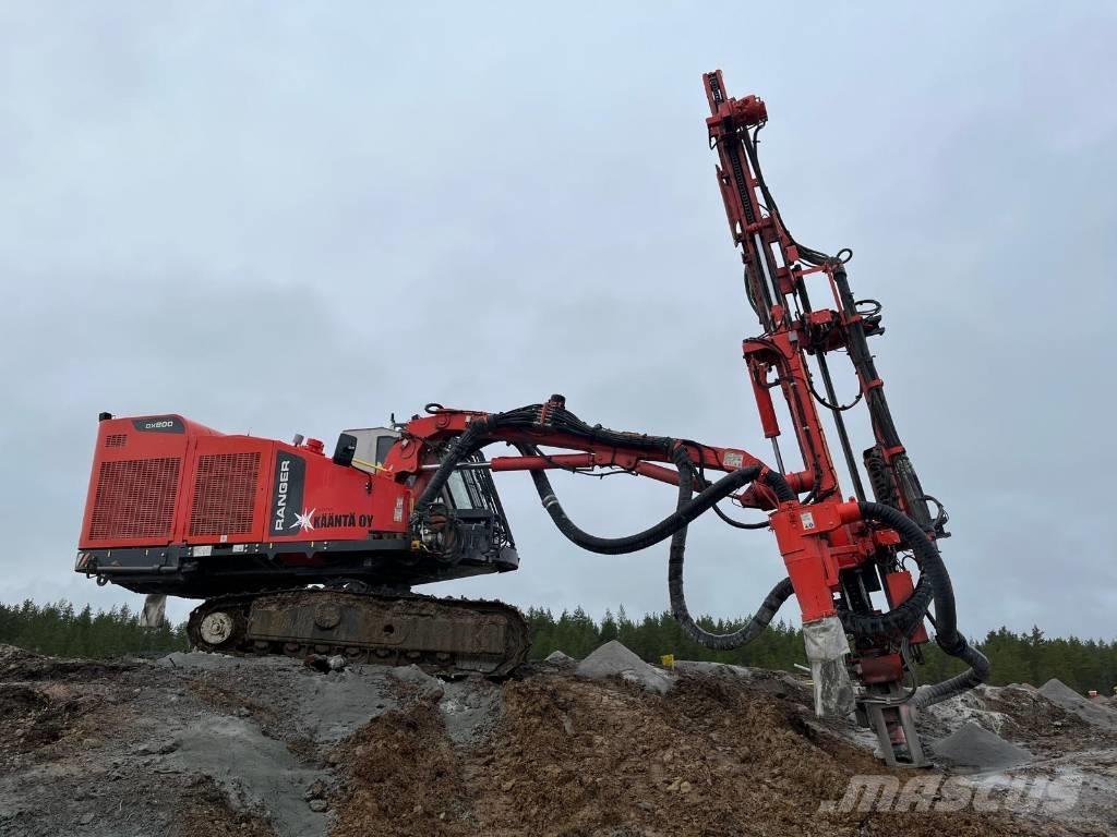 Sandvik DX800 Borerigger