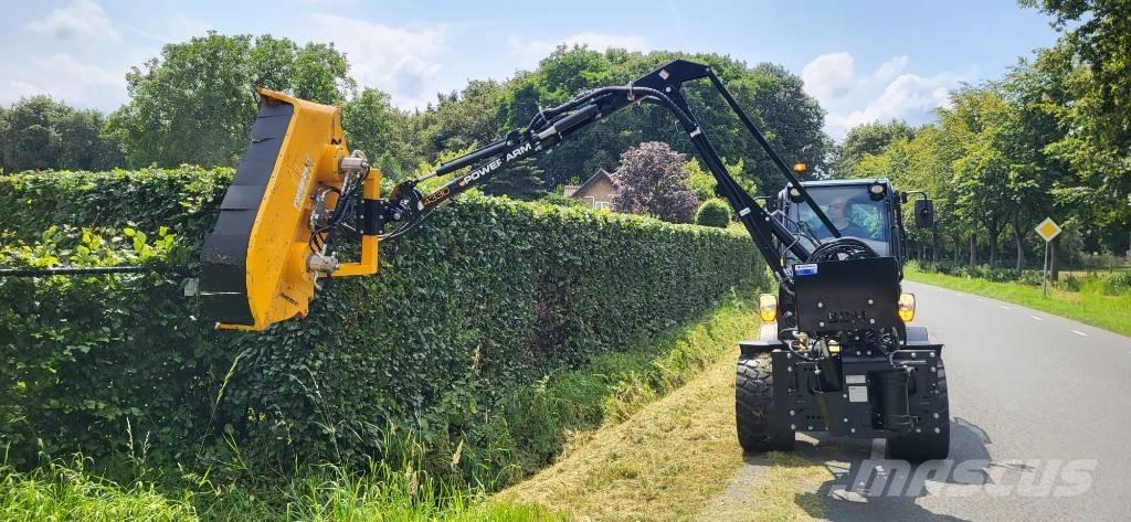 McConnel PA4330 Kantklipper