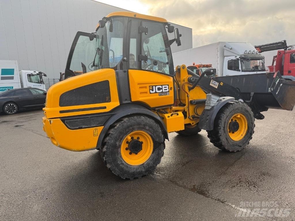 JCB 409 SV Traktorgravere
