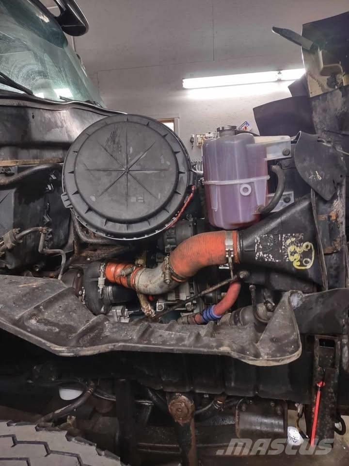 International 7500 Tippbil