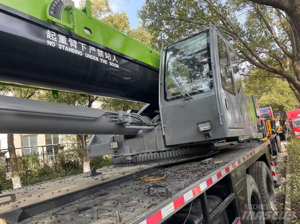 Zoomlion ZTC 700 V Allterreng kraner