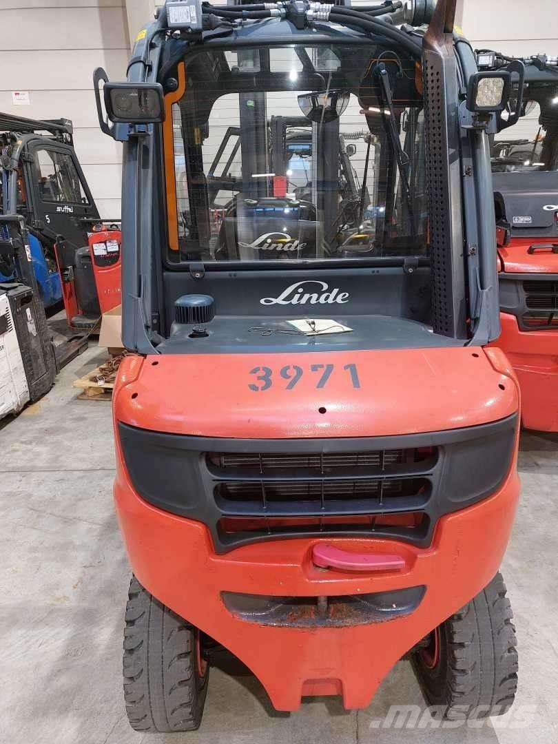Linde H30D Diesel Trucker