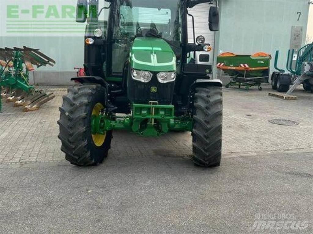 John Deere 6090m Traktorer