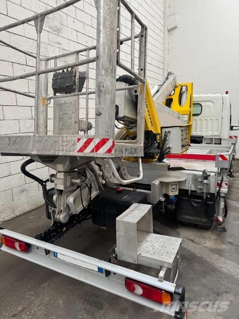 Multitel MX 210 Bilmontert lift