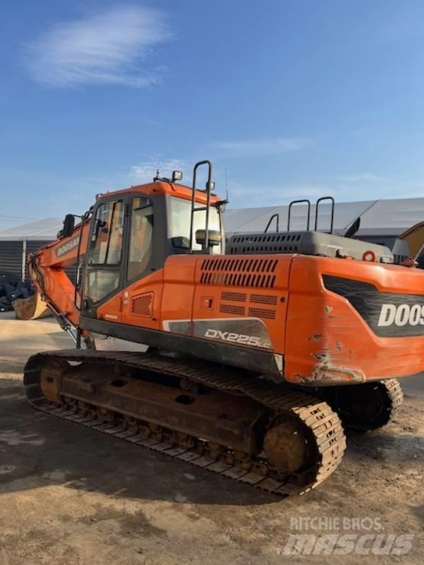 Doosan DX 225 LC-5 Beltegraver