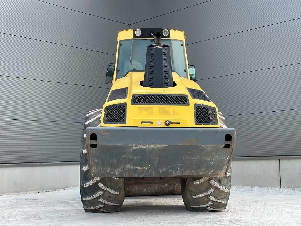 Bomag BW 216 DH-4i Valsetog