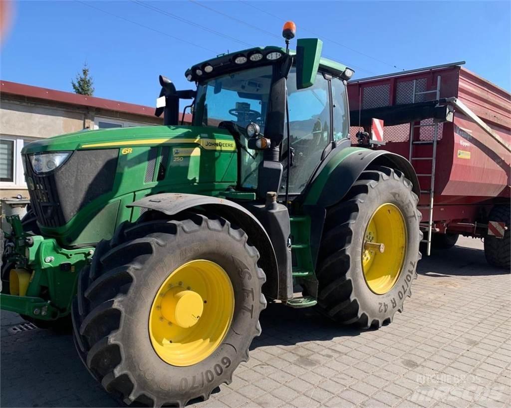 John Deere 6R 250 Traktorer