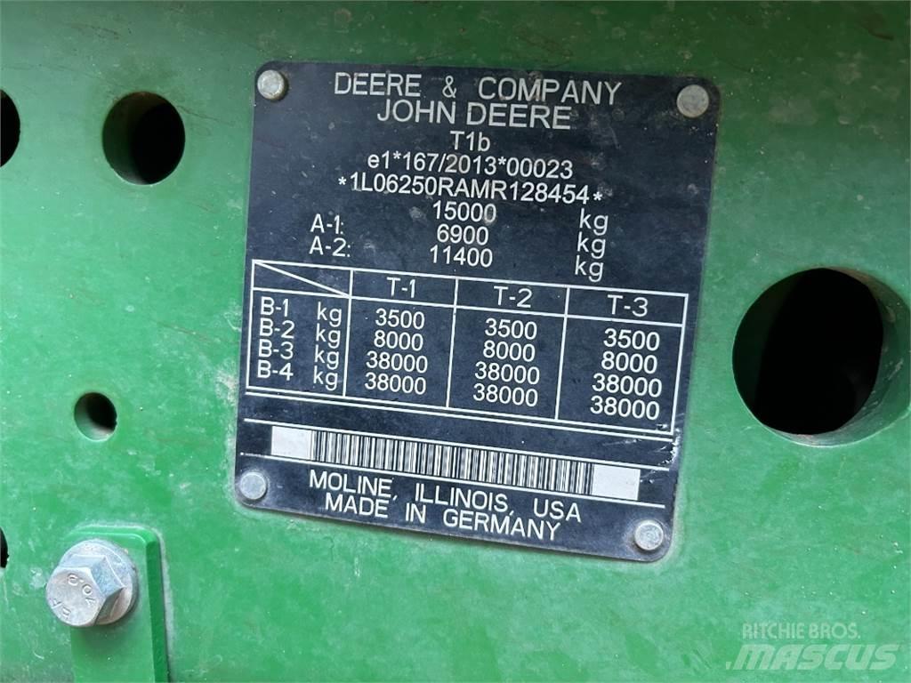 John Deere 6250R Traktorer
