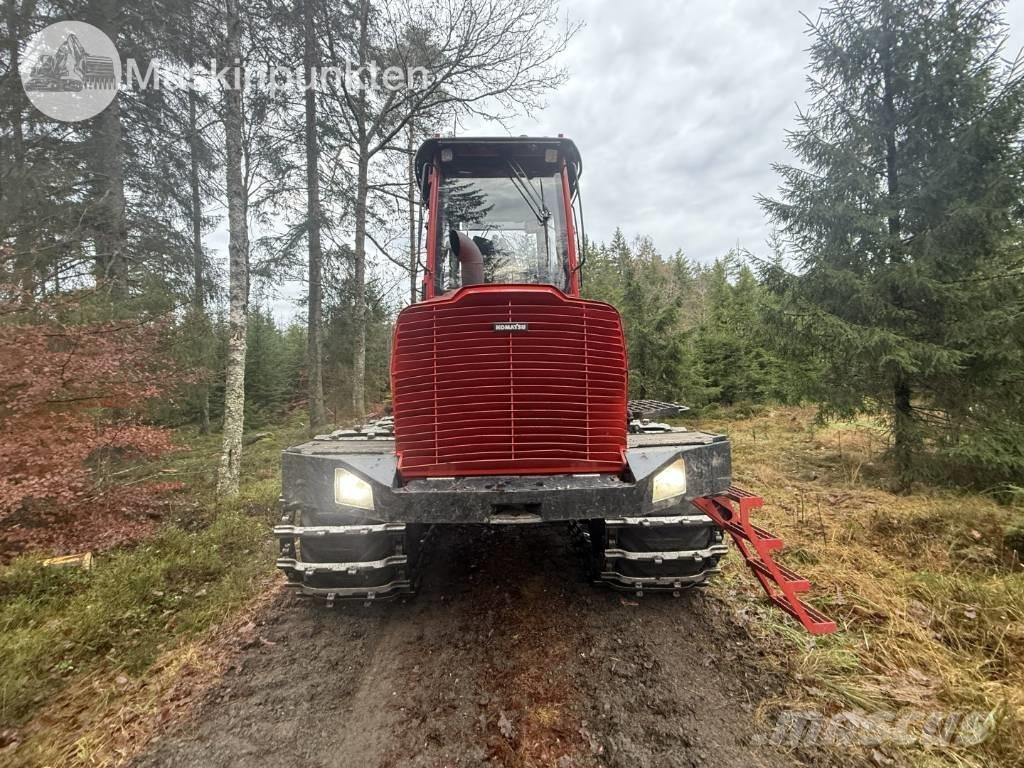 Komatsu 835 Lassbærere