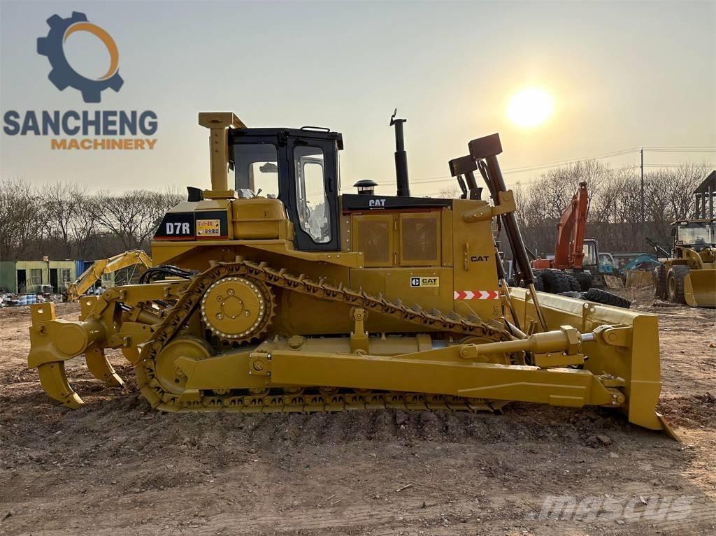 CAT D 7 R Dozere Beltegående