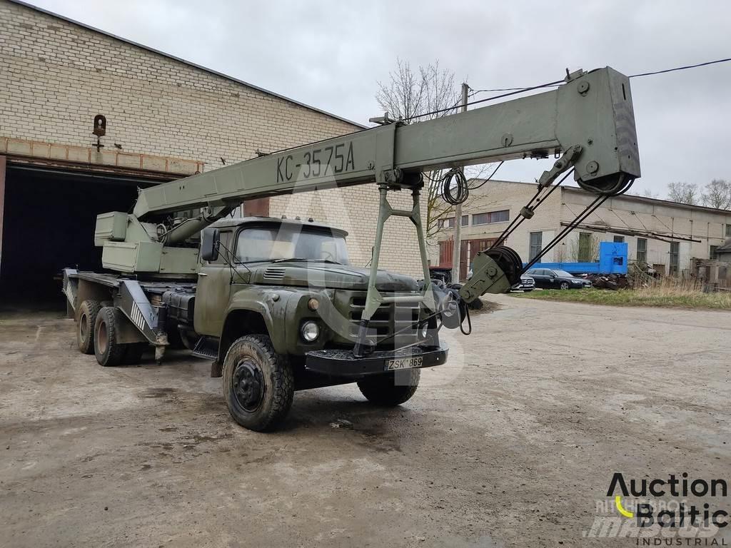 ZIL 133 Allterreng kraner