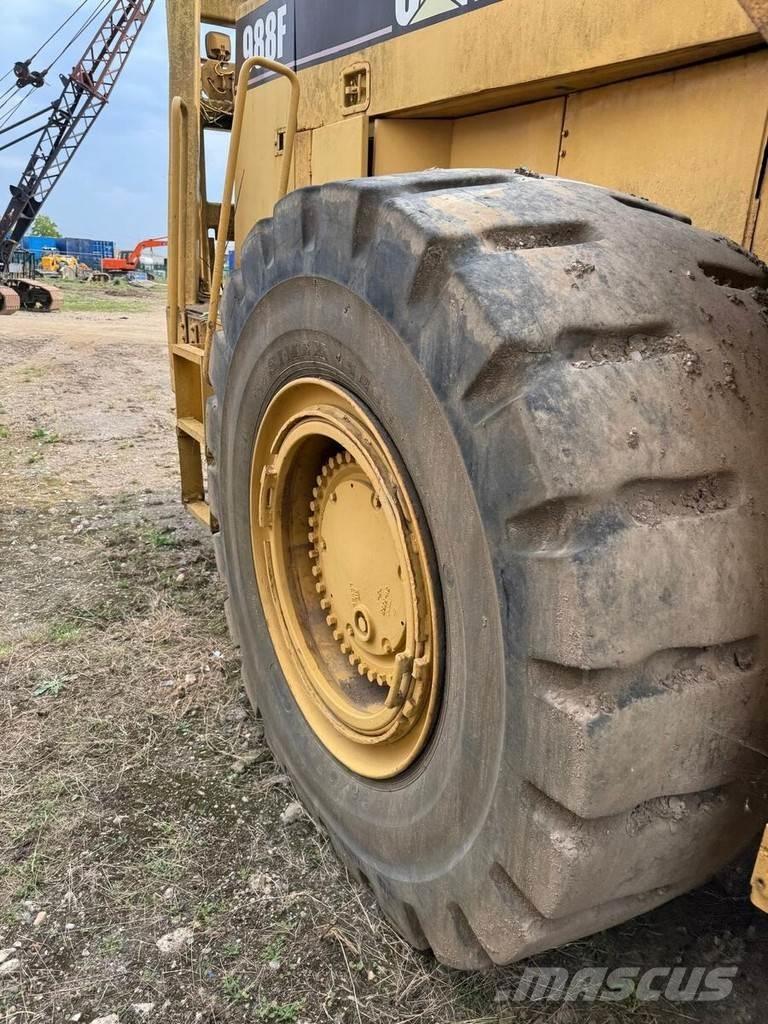 CAT 988F Hjullastere