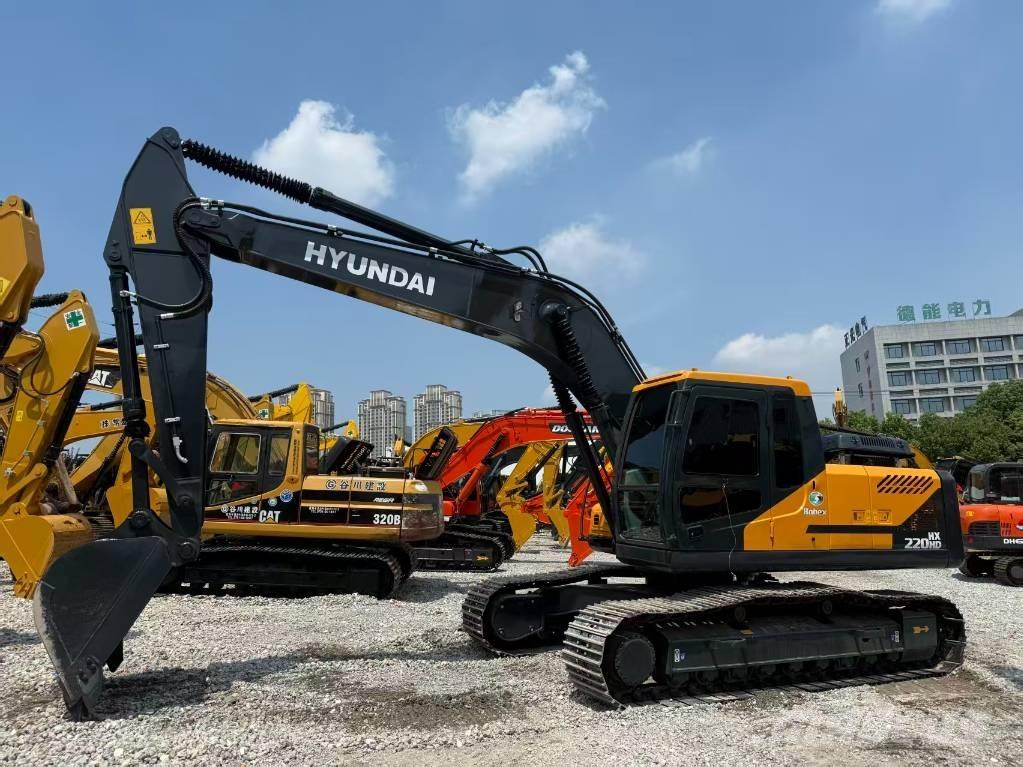 Hyundai 220HD Beltegraver