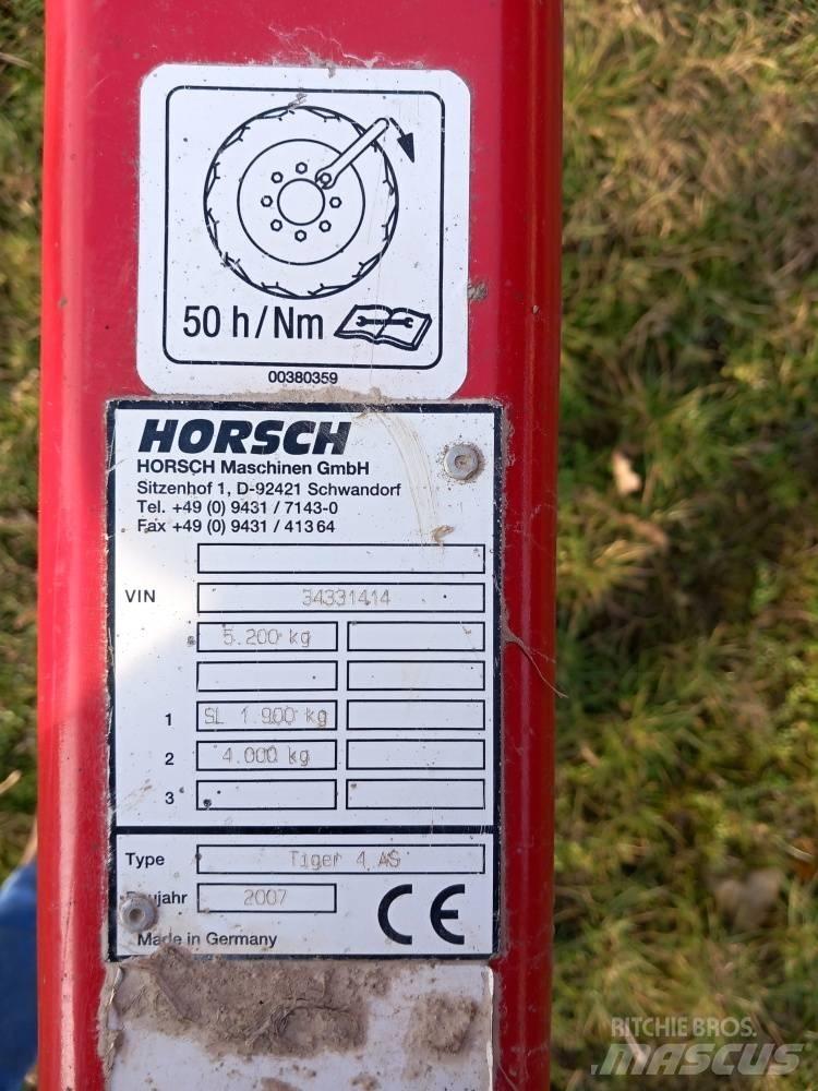 Horsch Tiger 4 AS Grubber