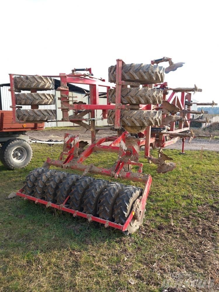 Horsch Tiger 4 AS Grubber