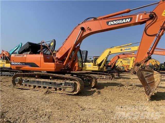 Doosan DH300 Beltegraver