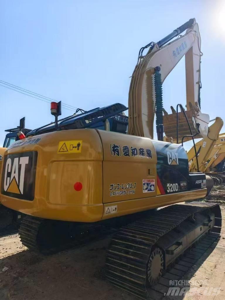 CAT 320 D Beltegraver