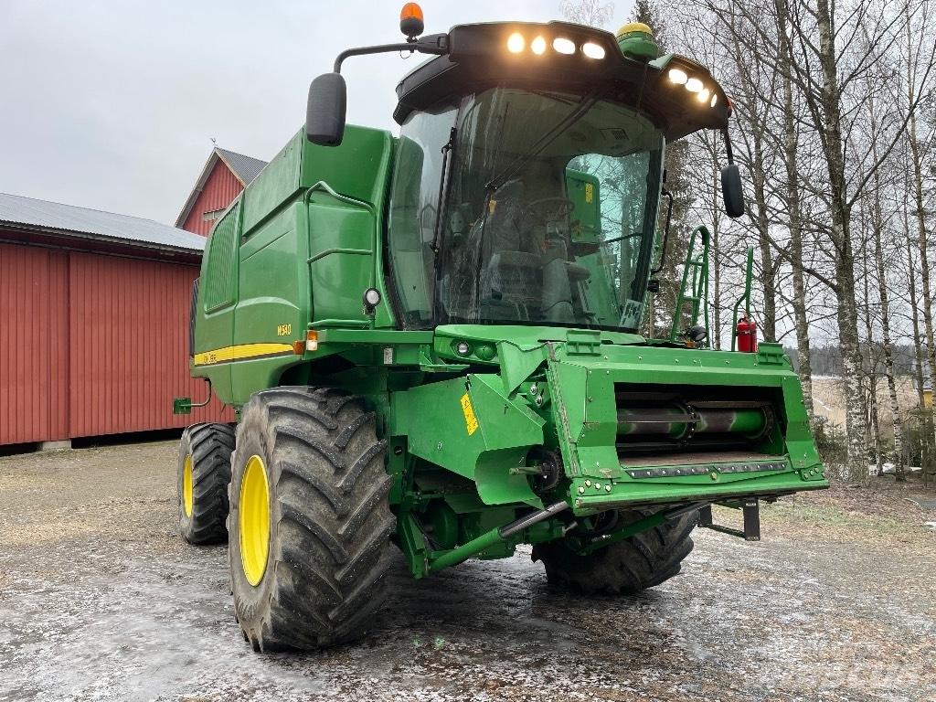 John Deere W 540 Skurtreskere