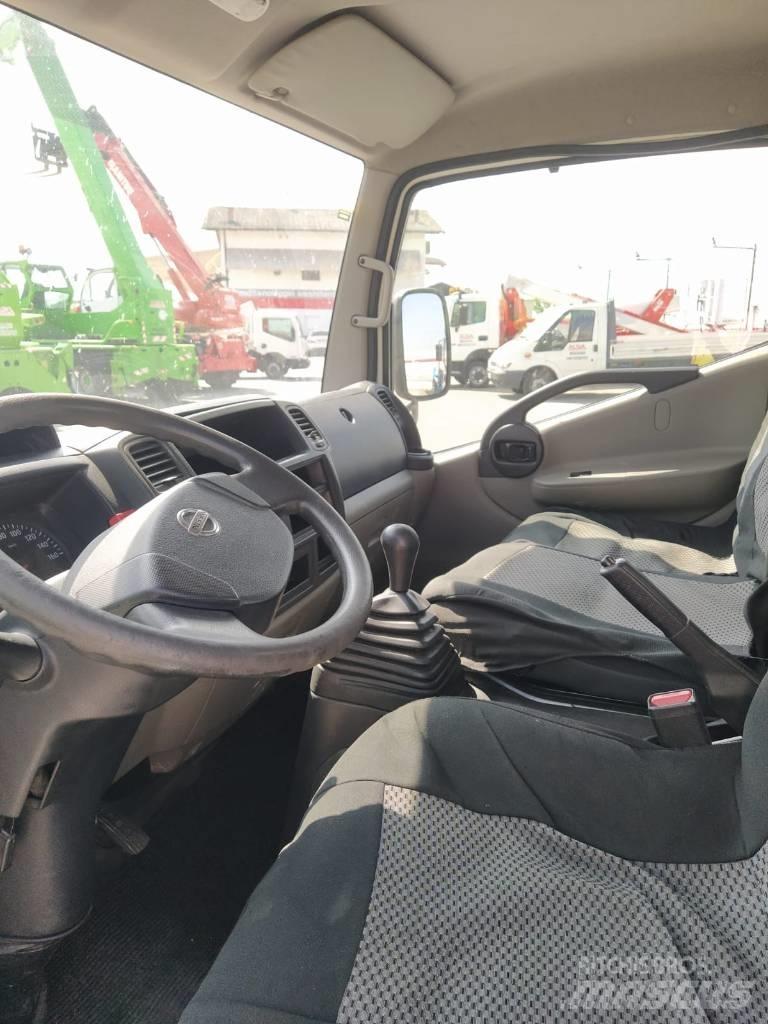Multitel HX195 Bilmontert lift