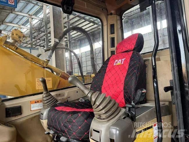 CAT 320 BL Beltegraver