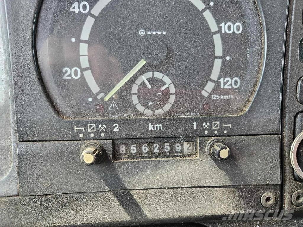 Scania P 94 FASSI Skapbiler