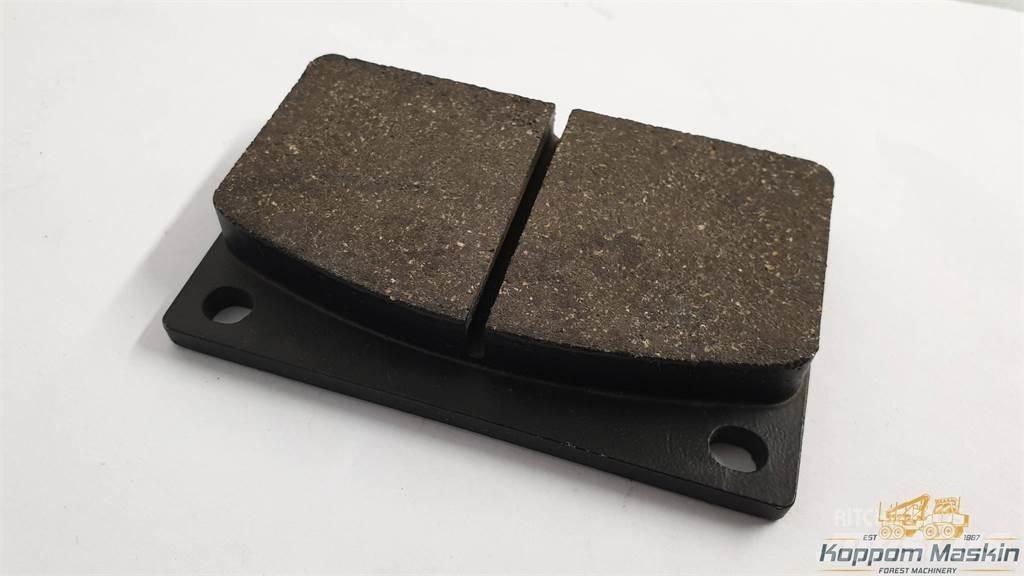  FMG/Ösa 272271 Chassis og understell