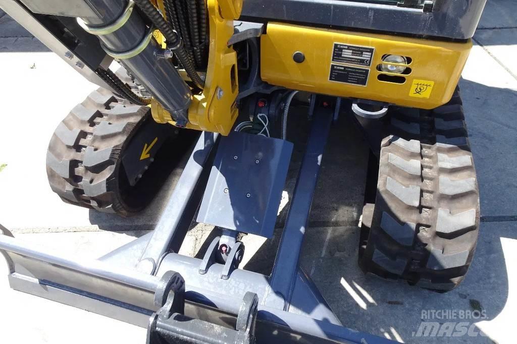 XCMG XE27E Beltegraver