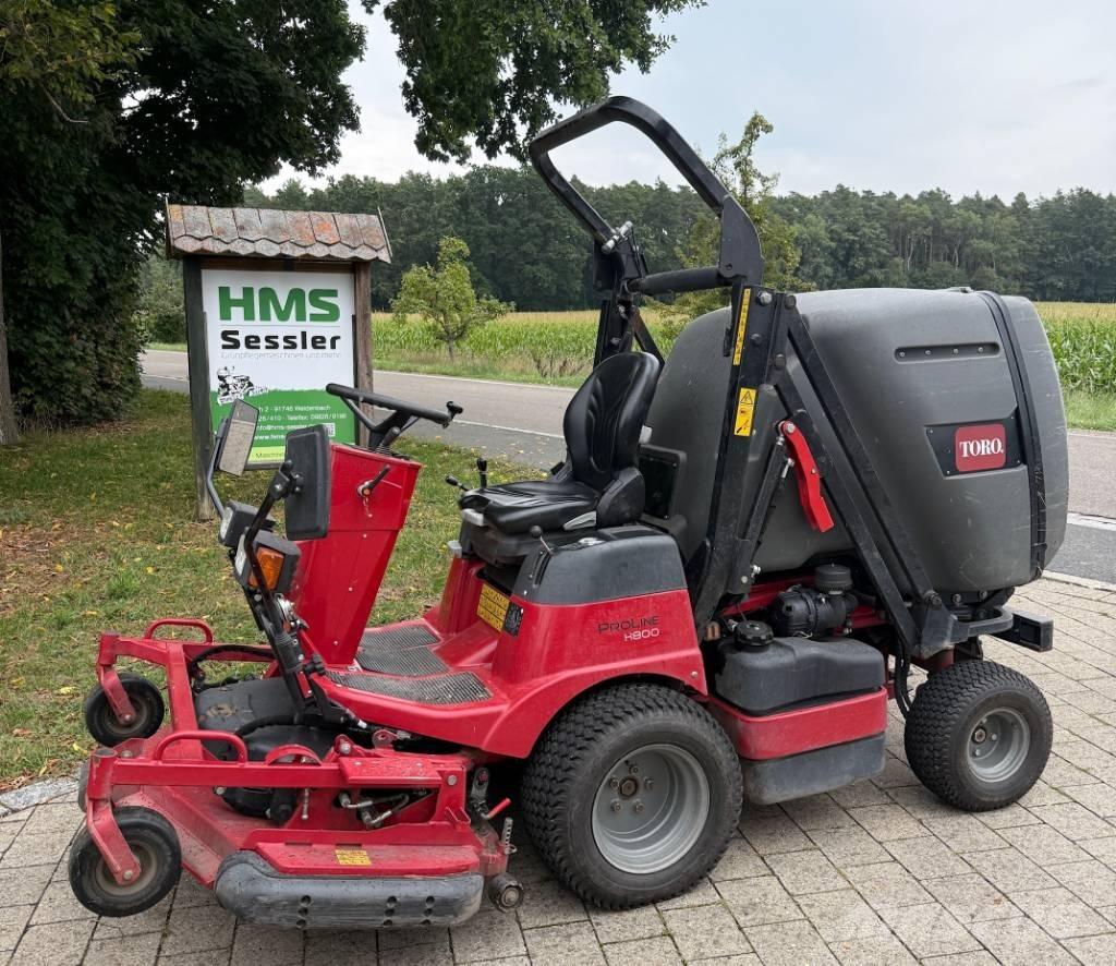 Toro PRO Line H 800 Stand-on klippere