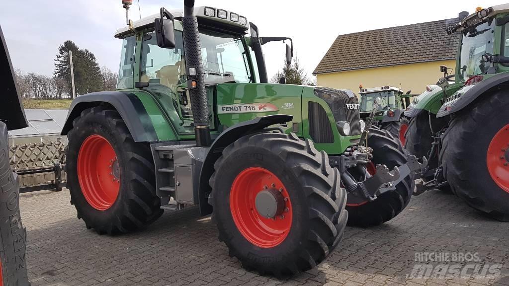 Fendt 718 Vario TMS Traktorer