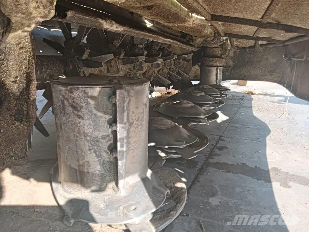 CLAAS Disco 2700 C Slåmaskiner