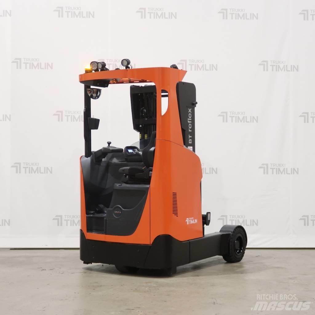 Toyota RRE160HR Skyvemasttruck