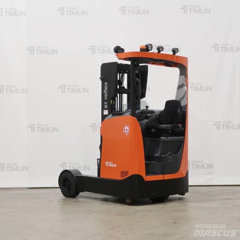 Toyota RRE160HR Skyvemasttruck