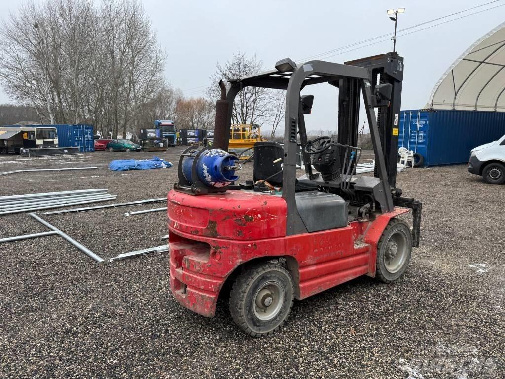 Manitou CG 30 P Propan trucker