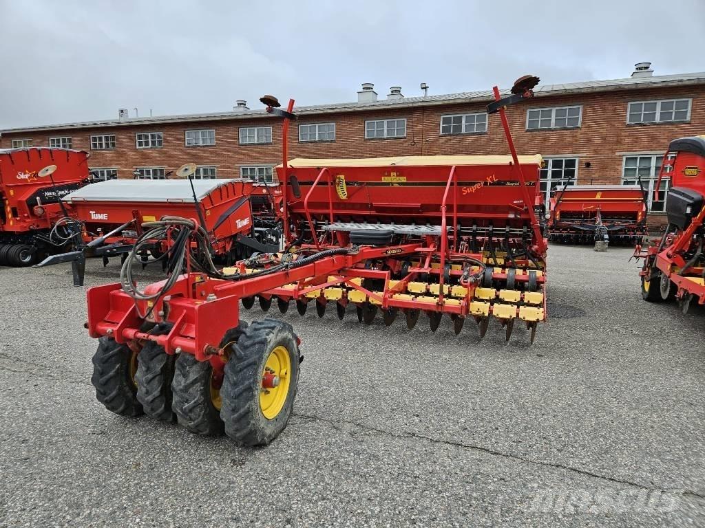 Väderstad Rapid 400 Kombinerte såmaskiner