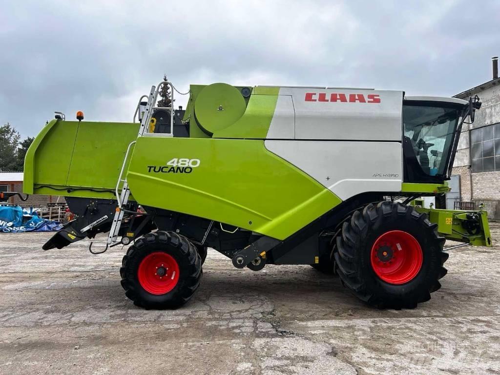 CLAAS Tucano 480 Skurtreskere