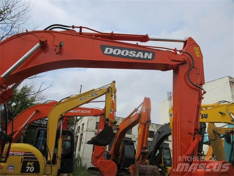 Doosan DX 300 LC Beltegraver