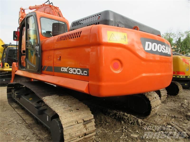 Doosan DX 300 LC Beltegraver