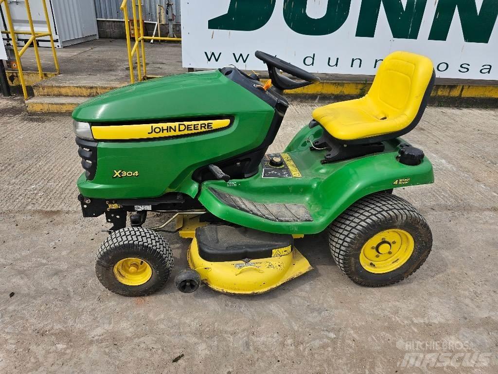 John Deere X 304 Sitteklippere
