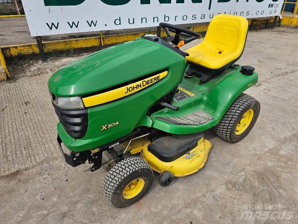 John Deere X 304 Sitteklippere