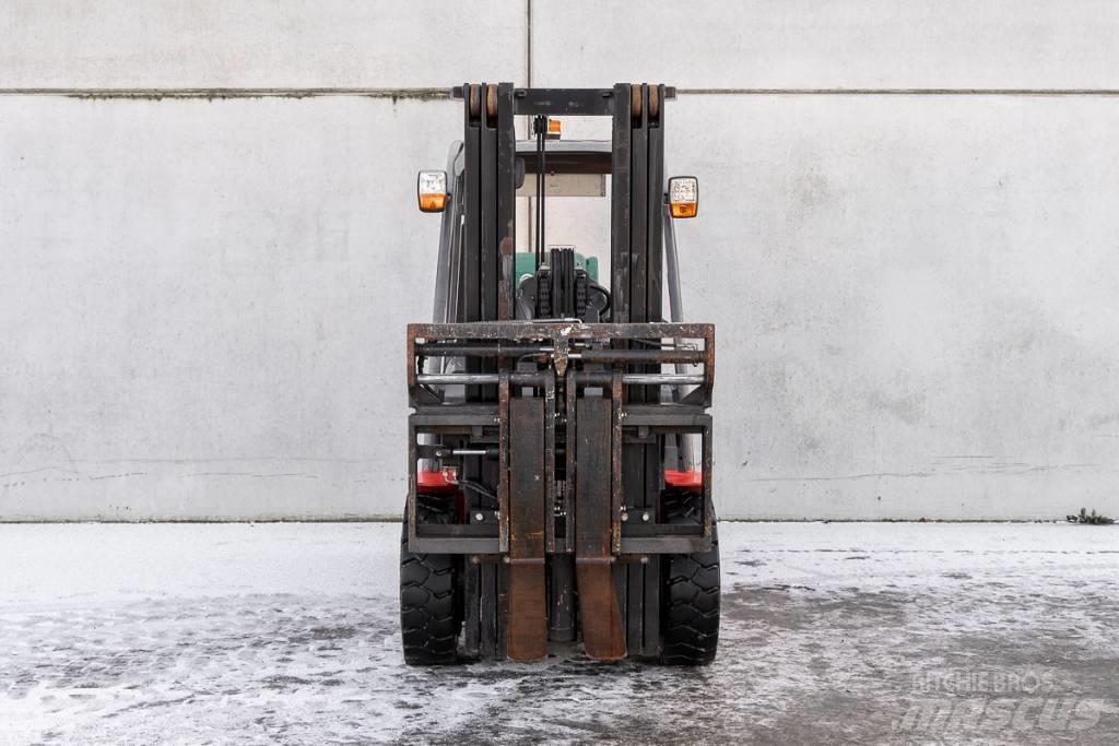 Manitou MI 35 G Diesel Trucker
