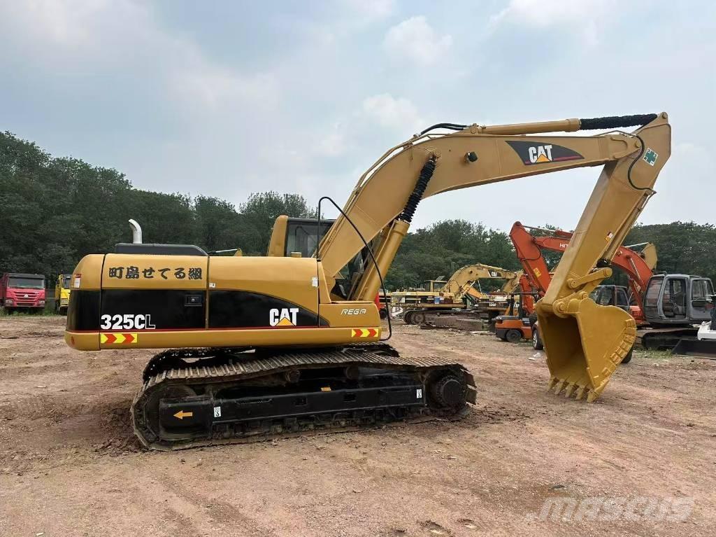 CAT 325 CL Beltegraver