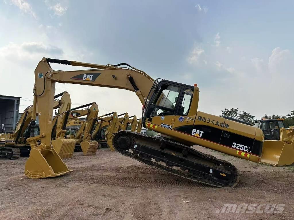 CAT 325 CL Beltegraver